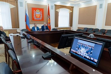 Проект федерального бюджета – 2024 обсуждается с участием регионов